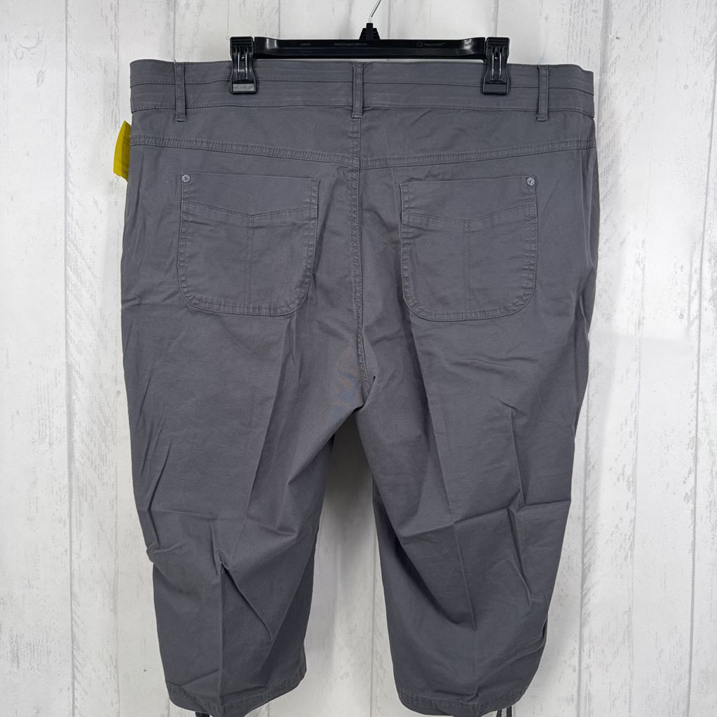 16 utility capris