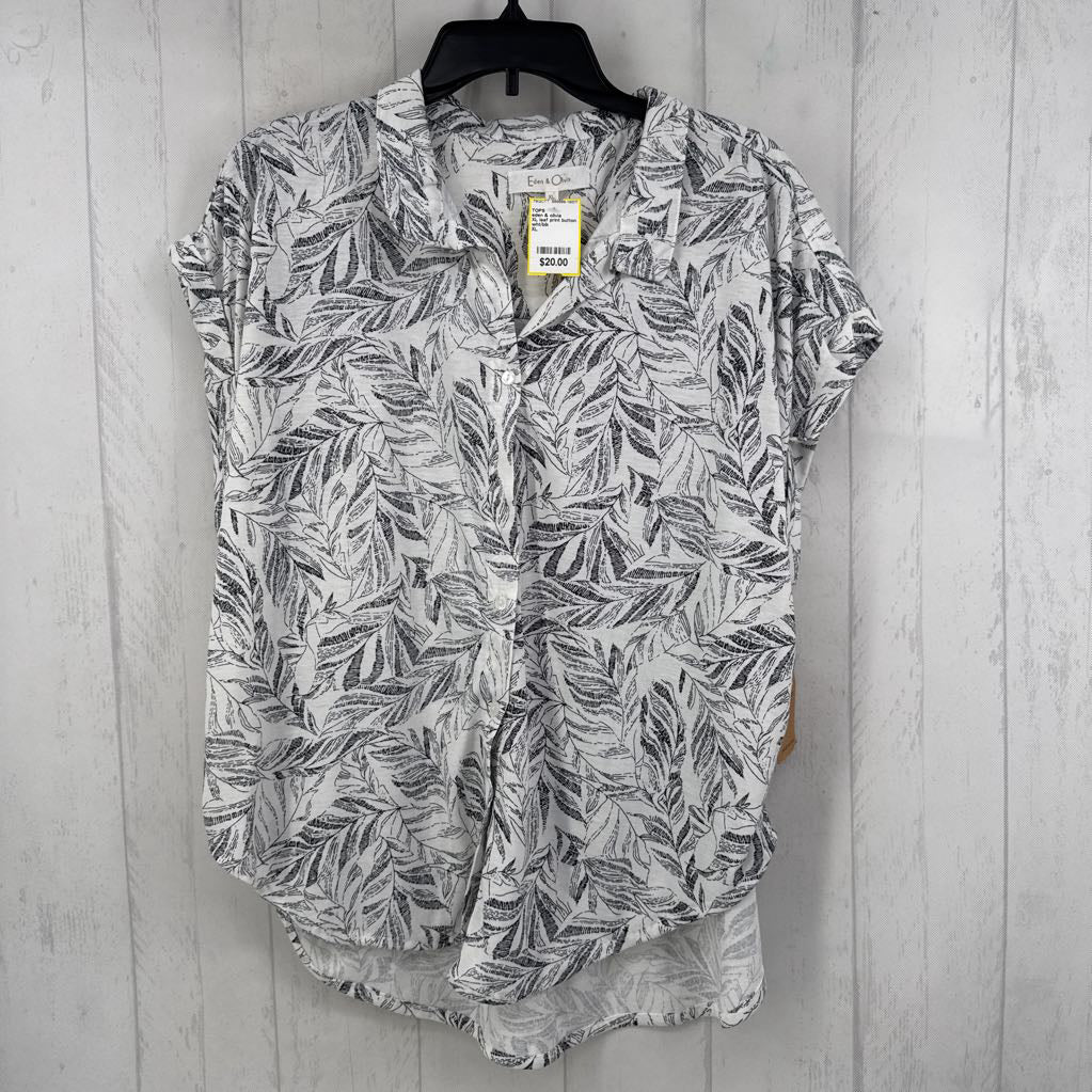 XL leaf print button down s/s top
