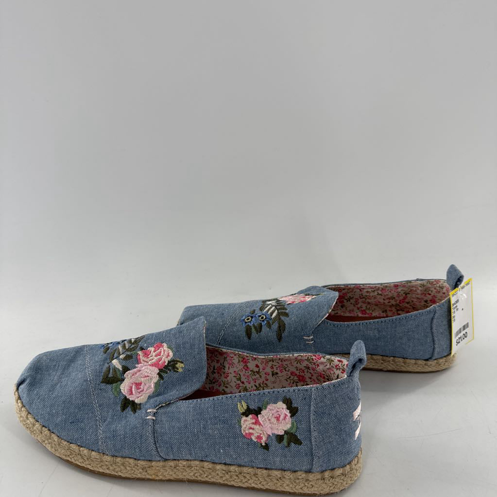 7.5 flo embroidered slip-ons