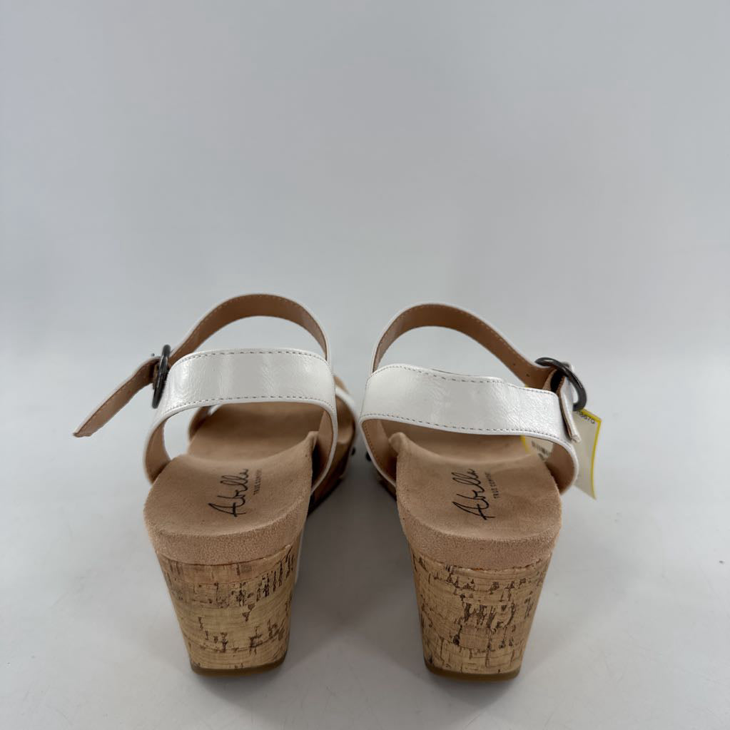 7.5 wedge heel sandal