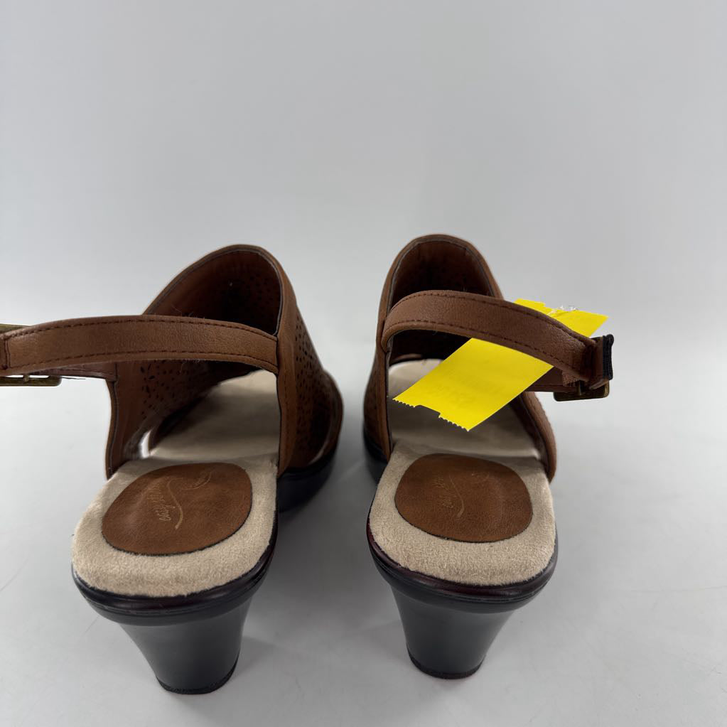 8 wedge heel perforated sandal