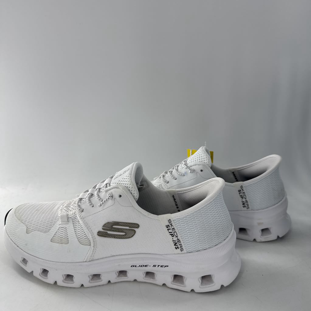 8.5 slip-on sneaker