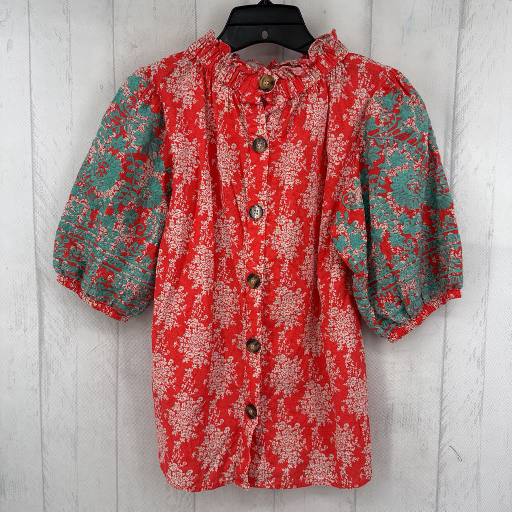 S flo embroidered s/s top