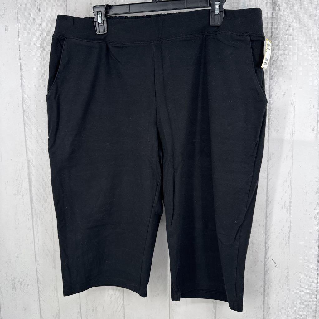XL pull-on capris
