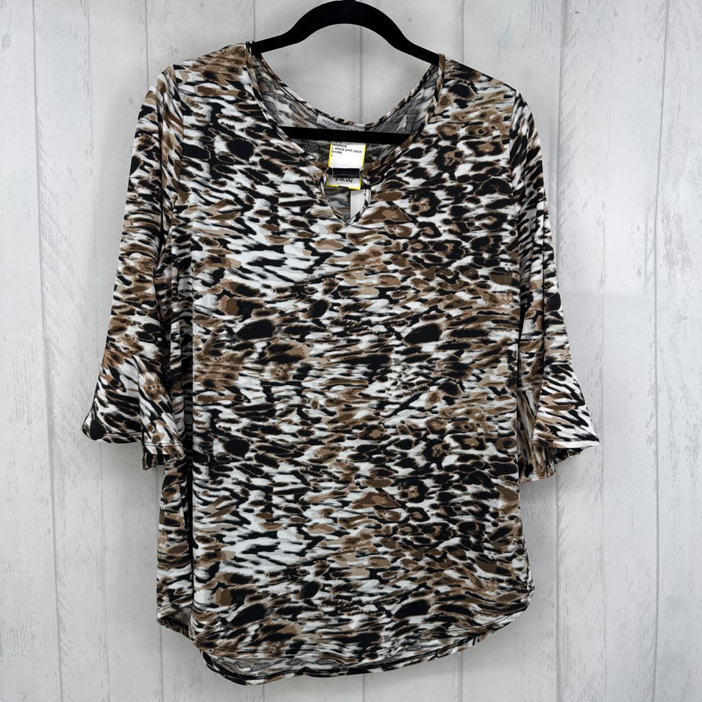 L animal print notch neck 3/4 slv top