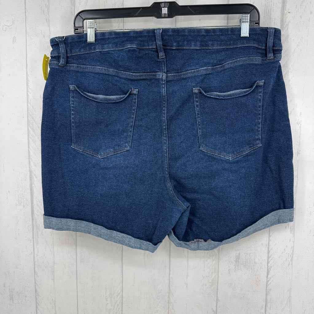22 rolled hem jean shorts