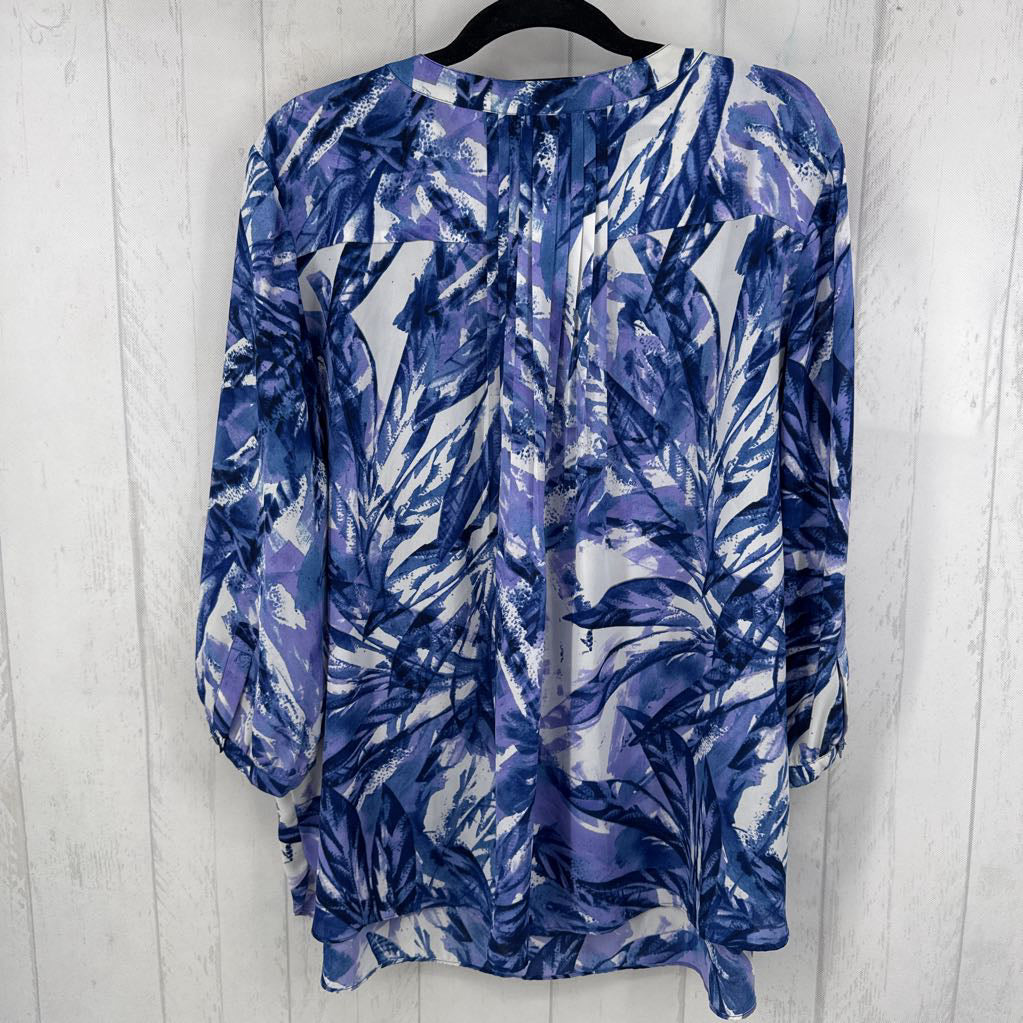 2X printed 1/2 button down 3/4 slv top