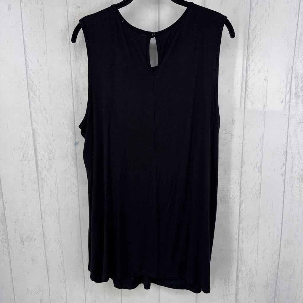 1X embroidered flowy tank