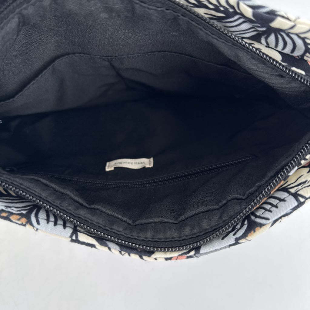flo print quilted crossbody
