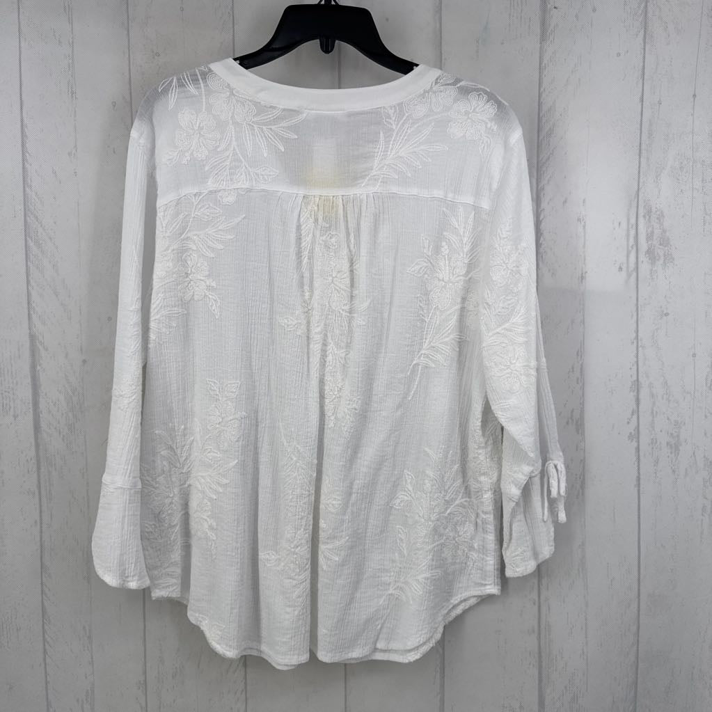XL flo embroidered gauze 3/4 slv top