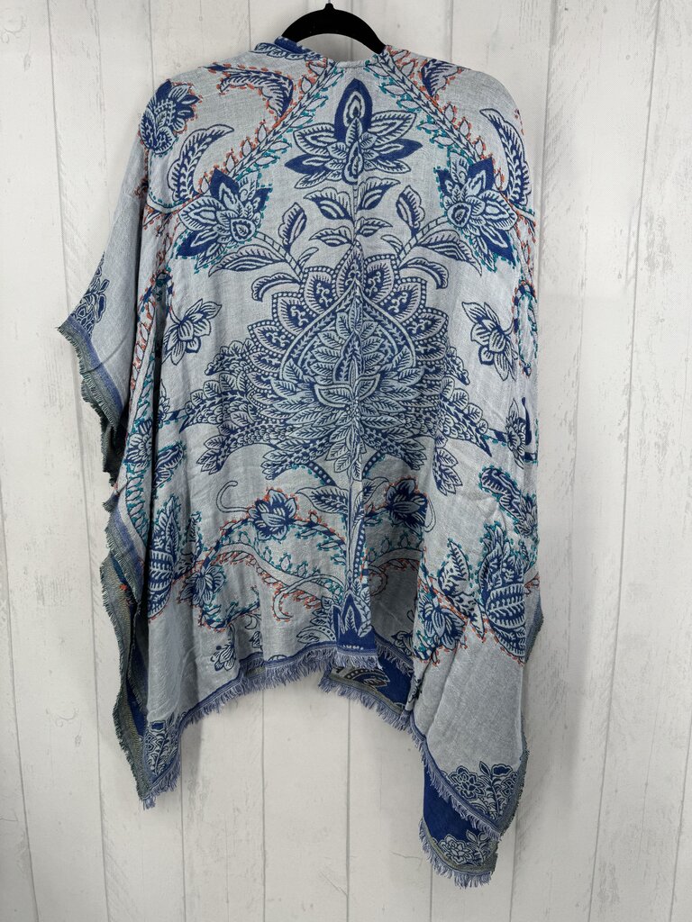 R119 O/S floral ruana
