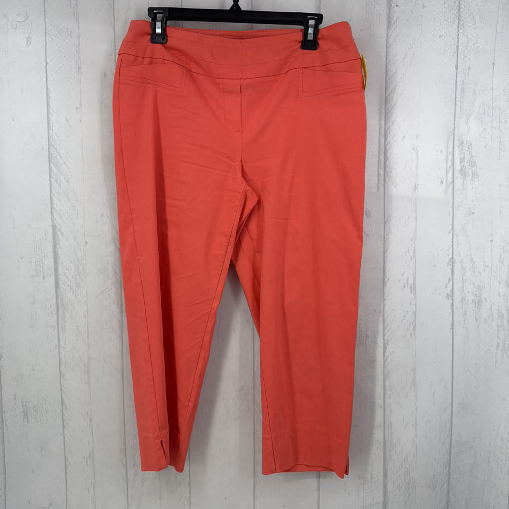8 pull-on capris