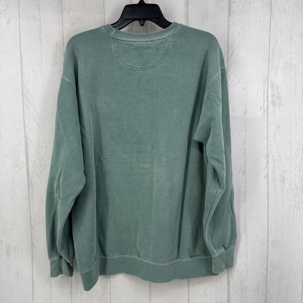 L crewneck sweatshirt