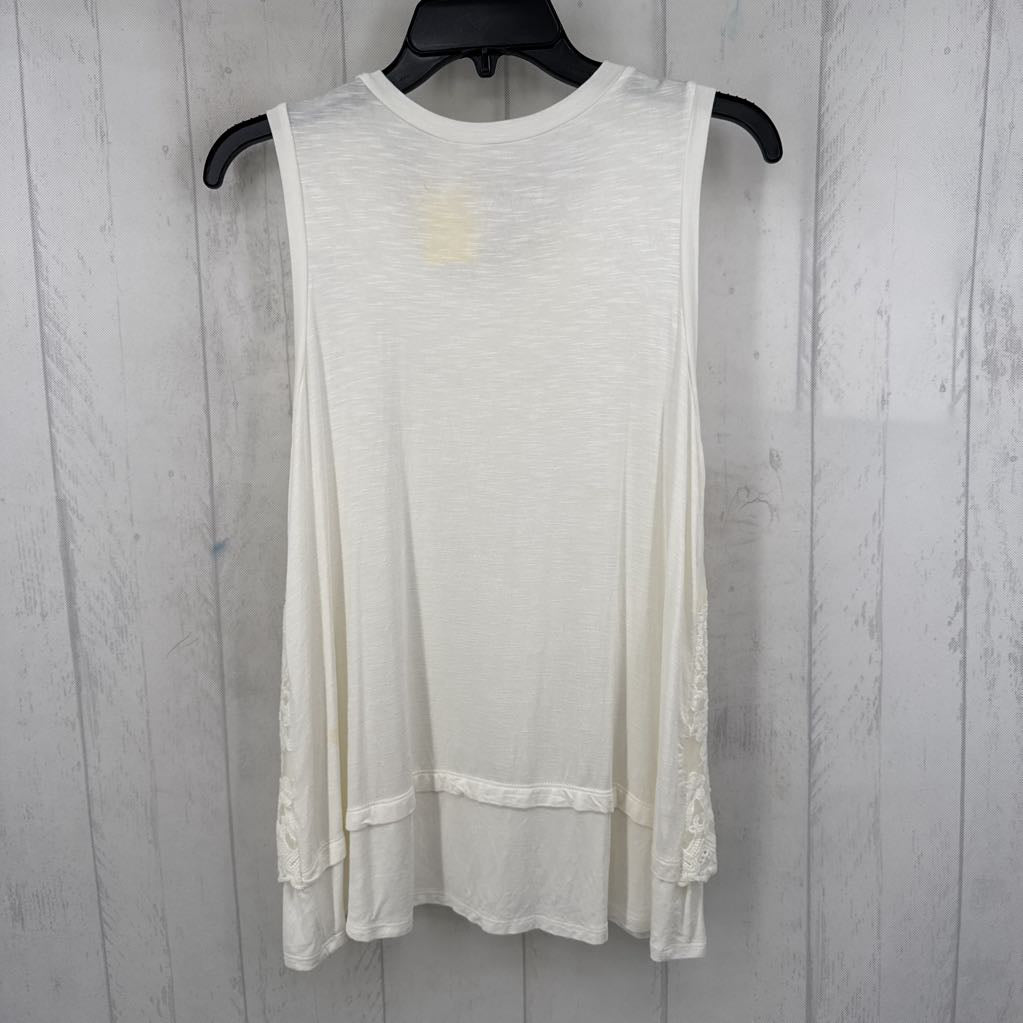 M lace layered tank