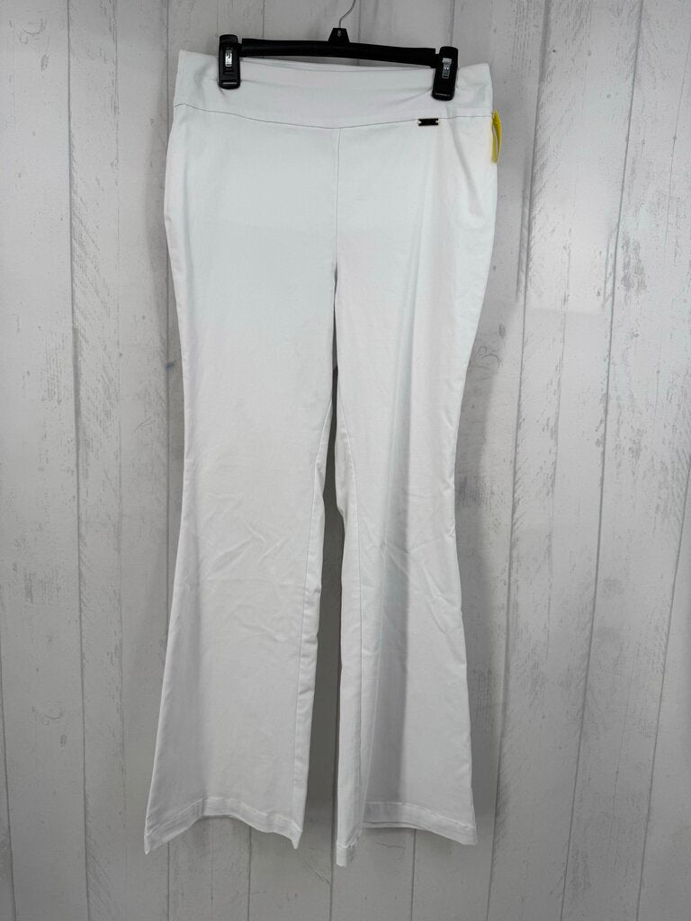 10 pull-on flare leg pant