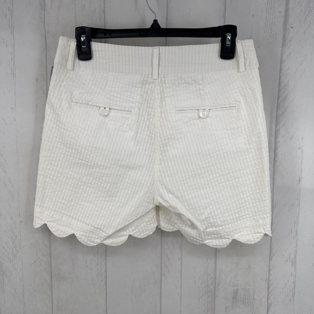 2 seersucker scalloped trim shorts