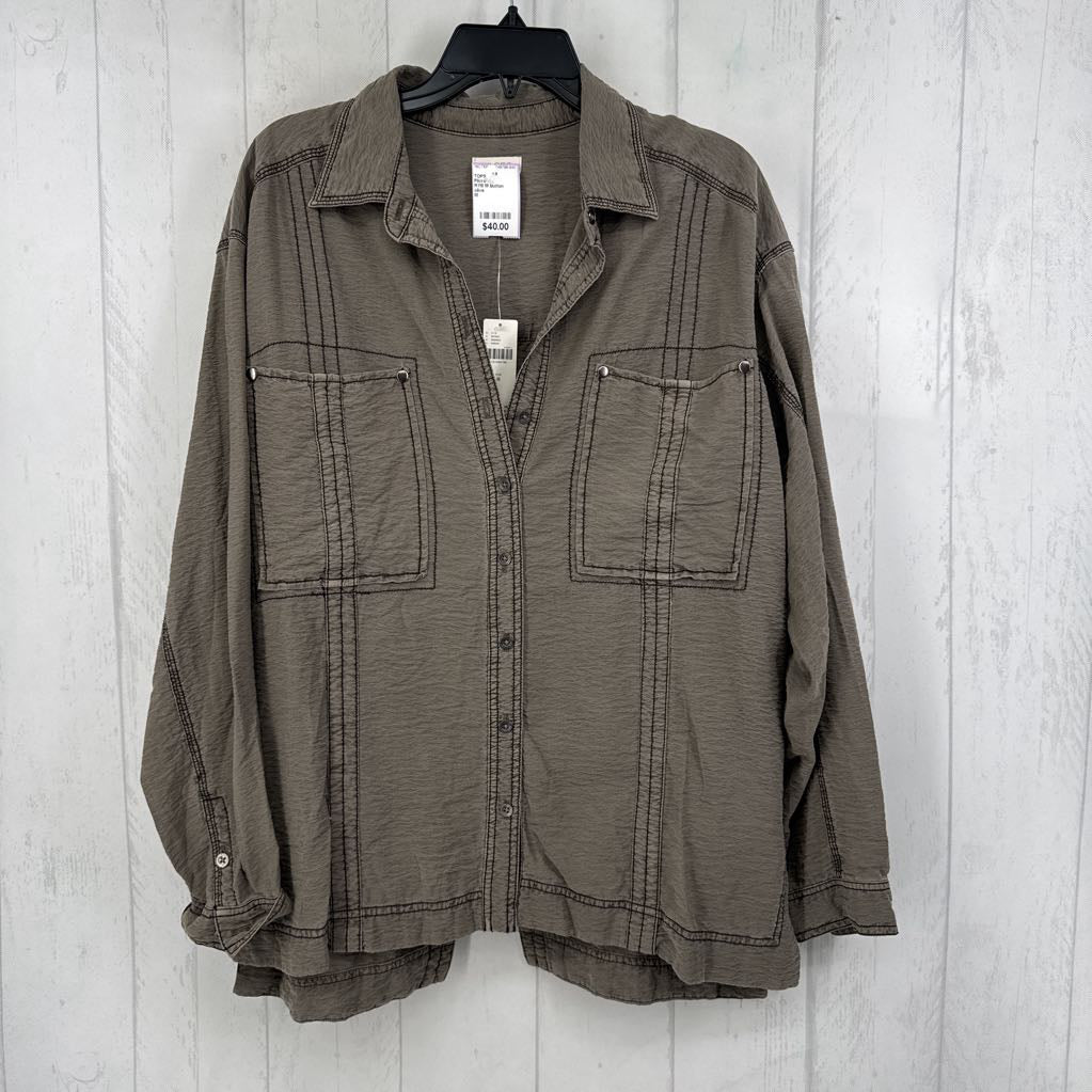 R118 M button down l/s top
