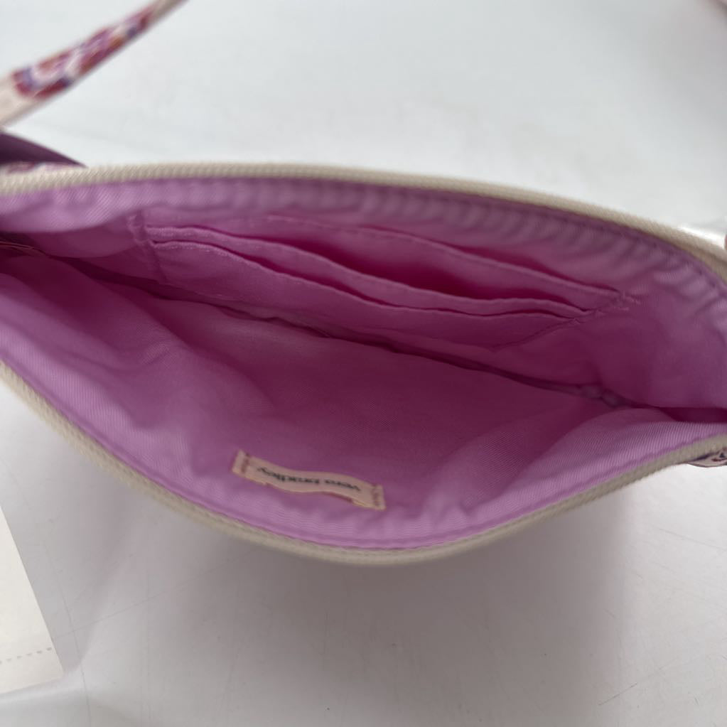 R50 quilted wristlet