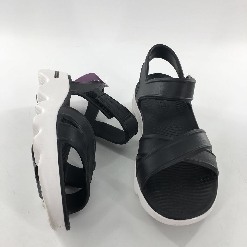 8 velcro strap foamies sandal