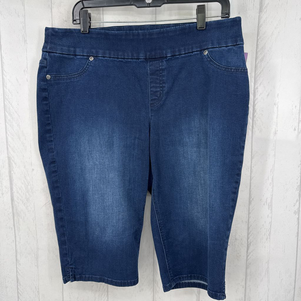 L pull-on denim bermuda shorts