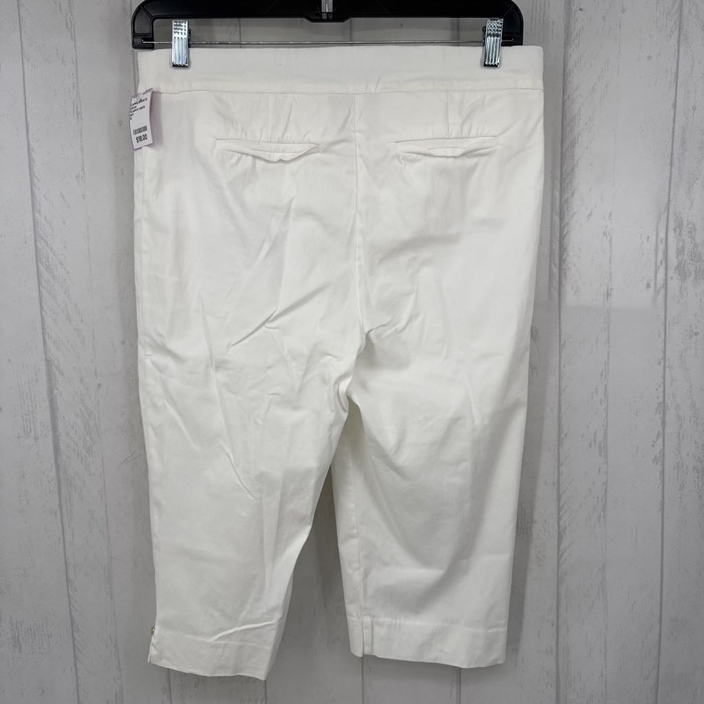 12 pull-on capris
