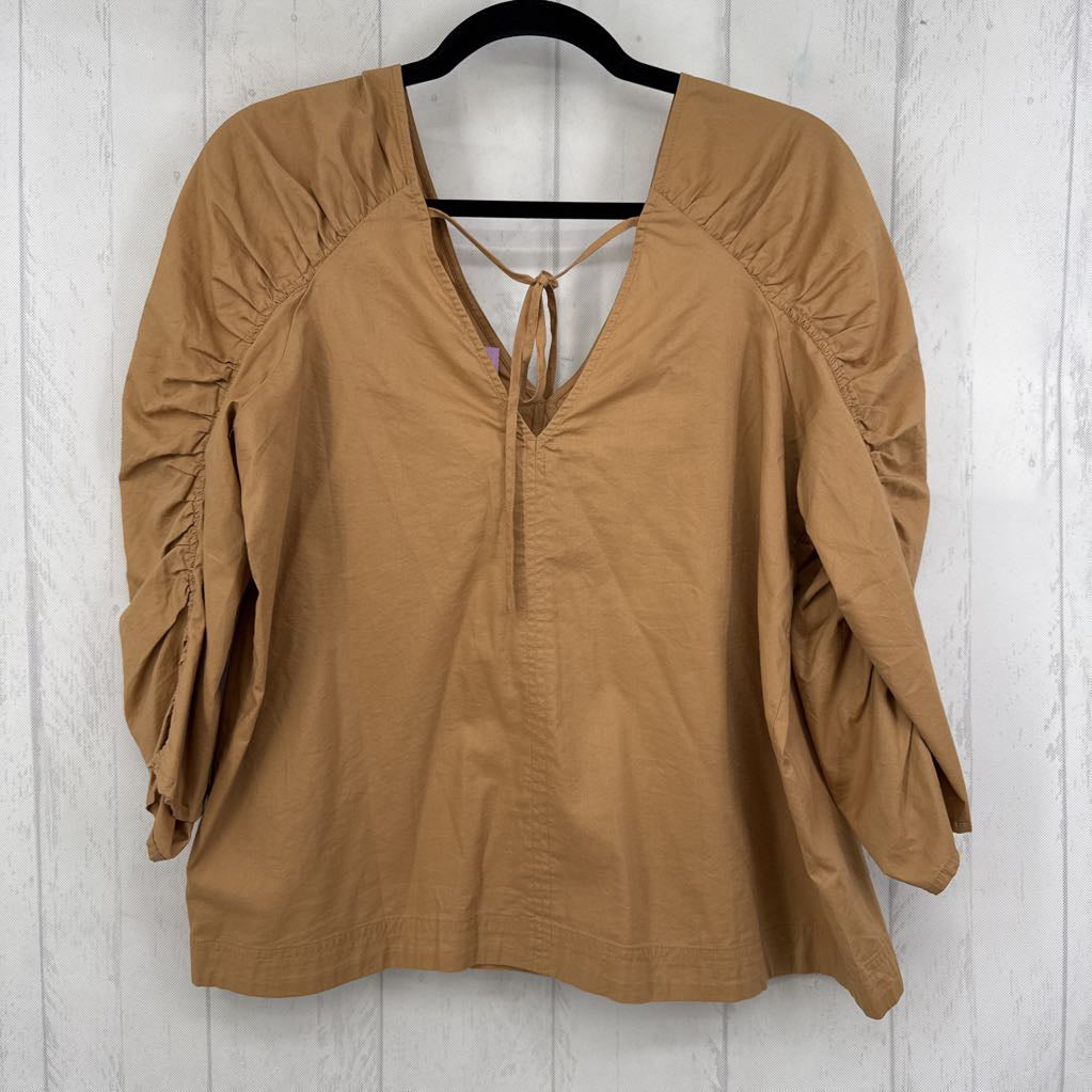 M v-neck tie back 3/4 slv top