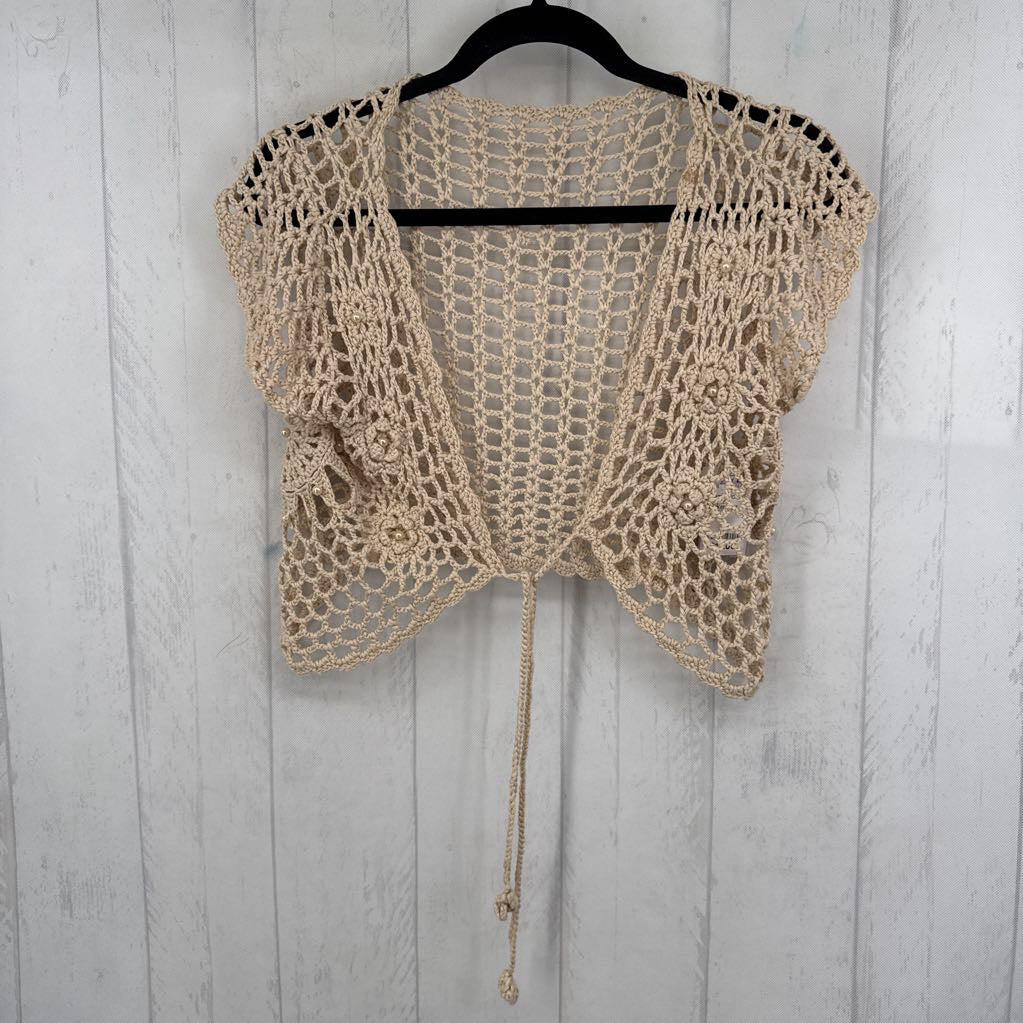 M crop crochet cardi
