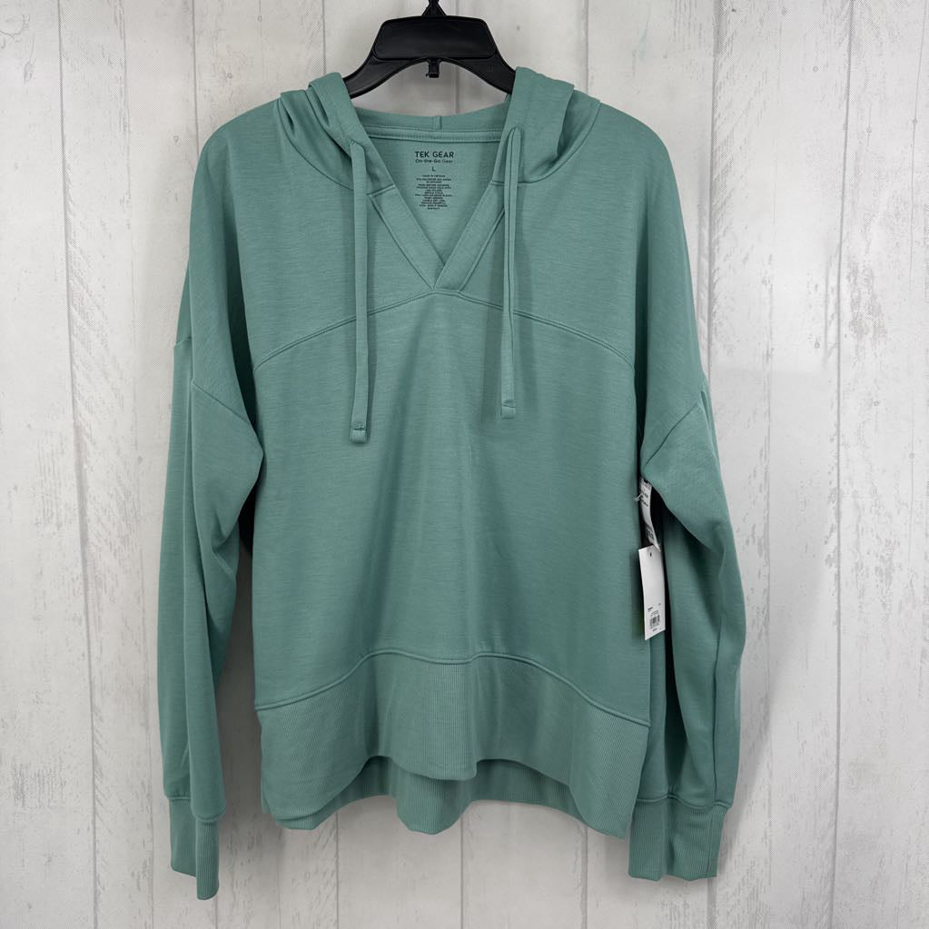 L hooded pullover