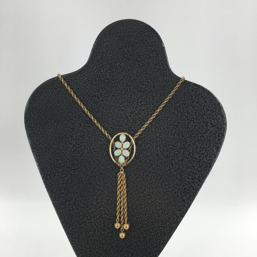 18" gold mother of pearl pendant necklace