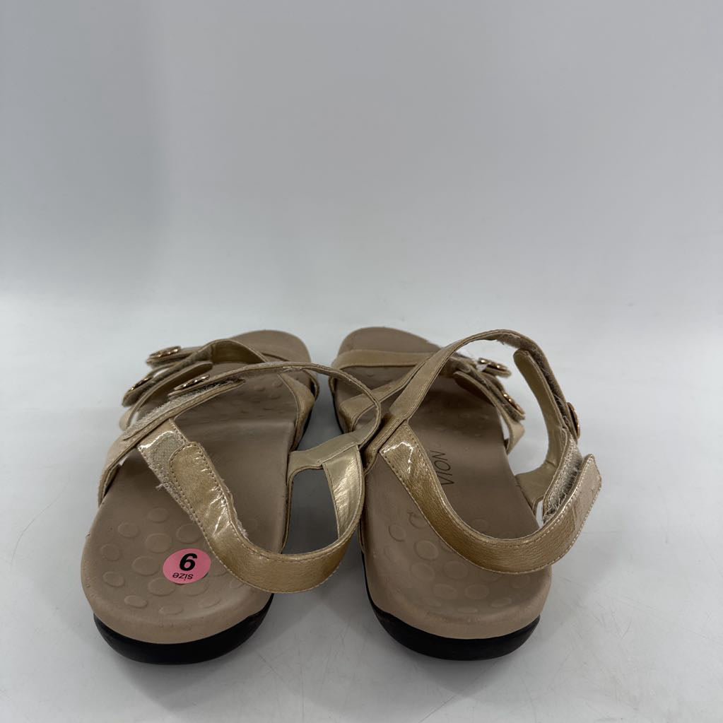 9 patent velcro strap sandals