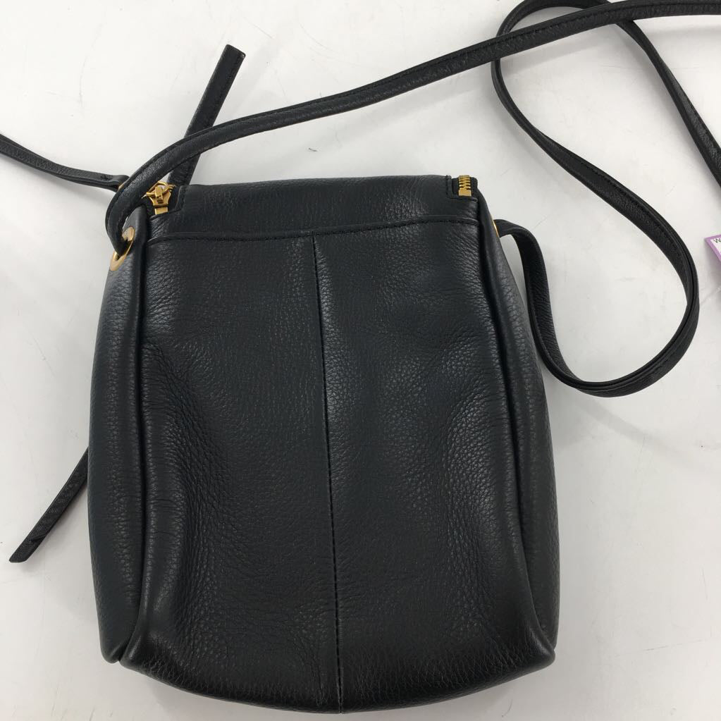 zip-flap closure crossbody