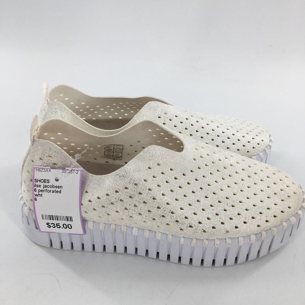 6 perforated leather slip-ons
