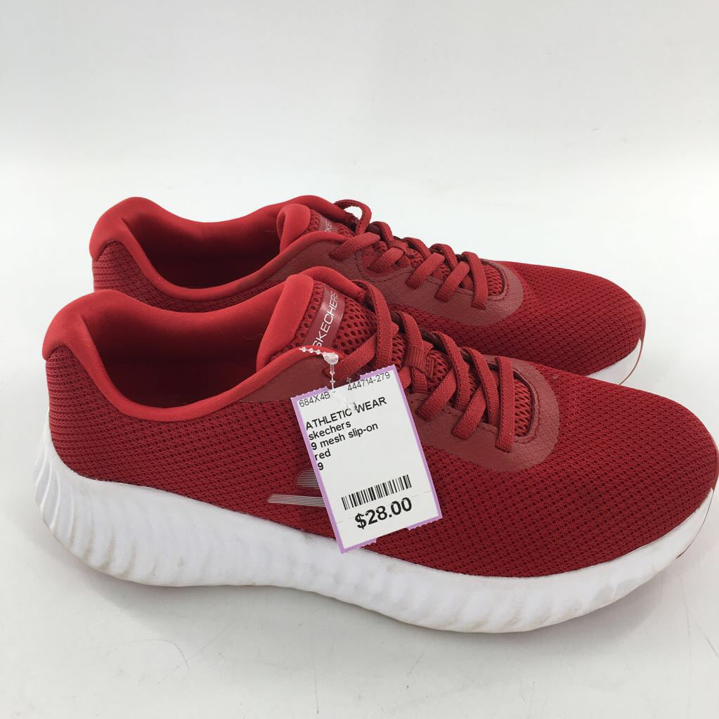 9 mesh slip-on sneaker