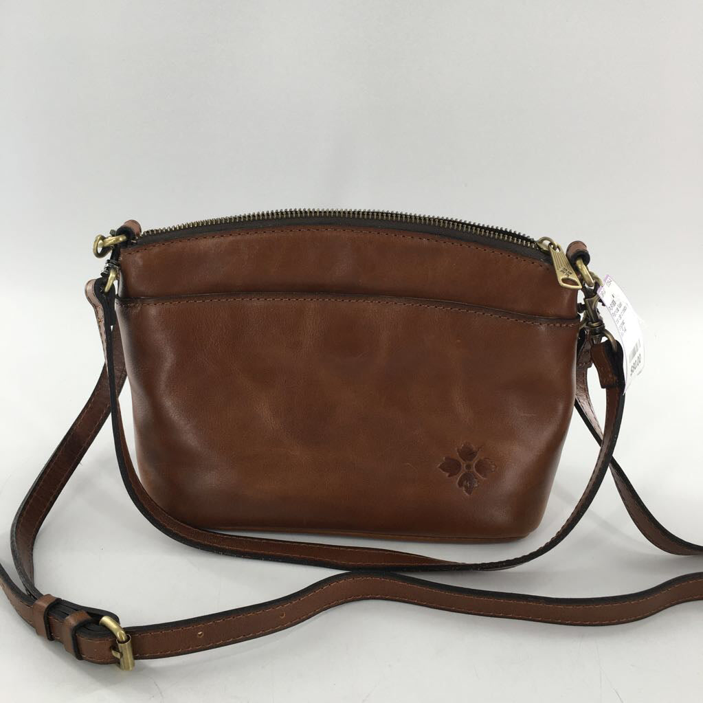 top zip crossbody w/ slip pockets
