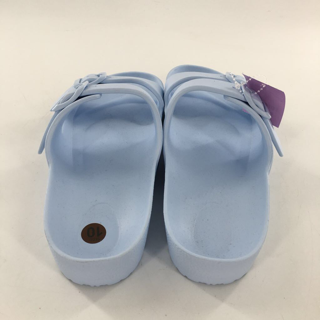 10 double buckle sandal