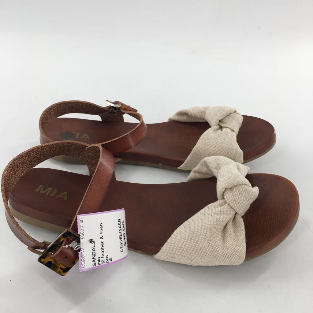 10 leather & linen bow sandal
