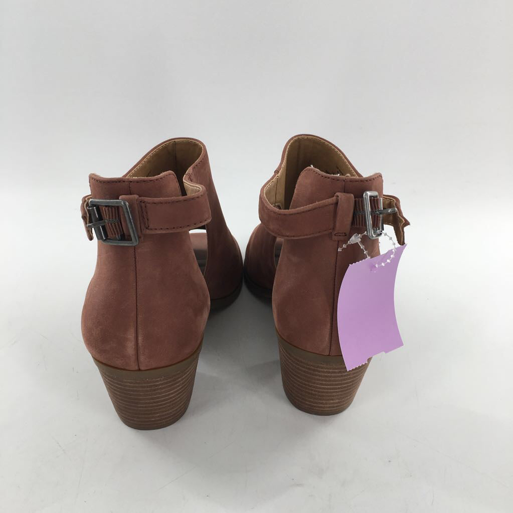 9 suede ankle bootie