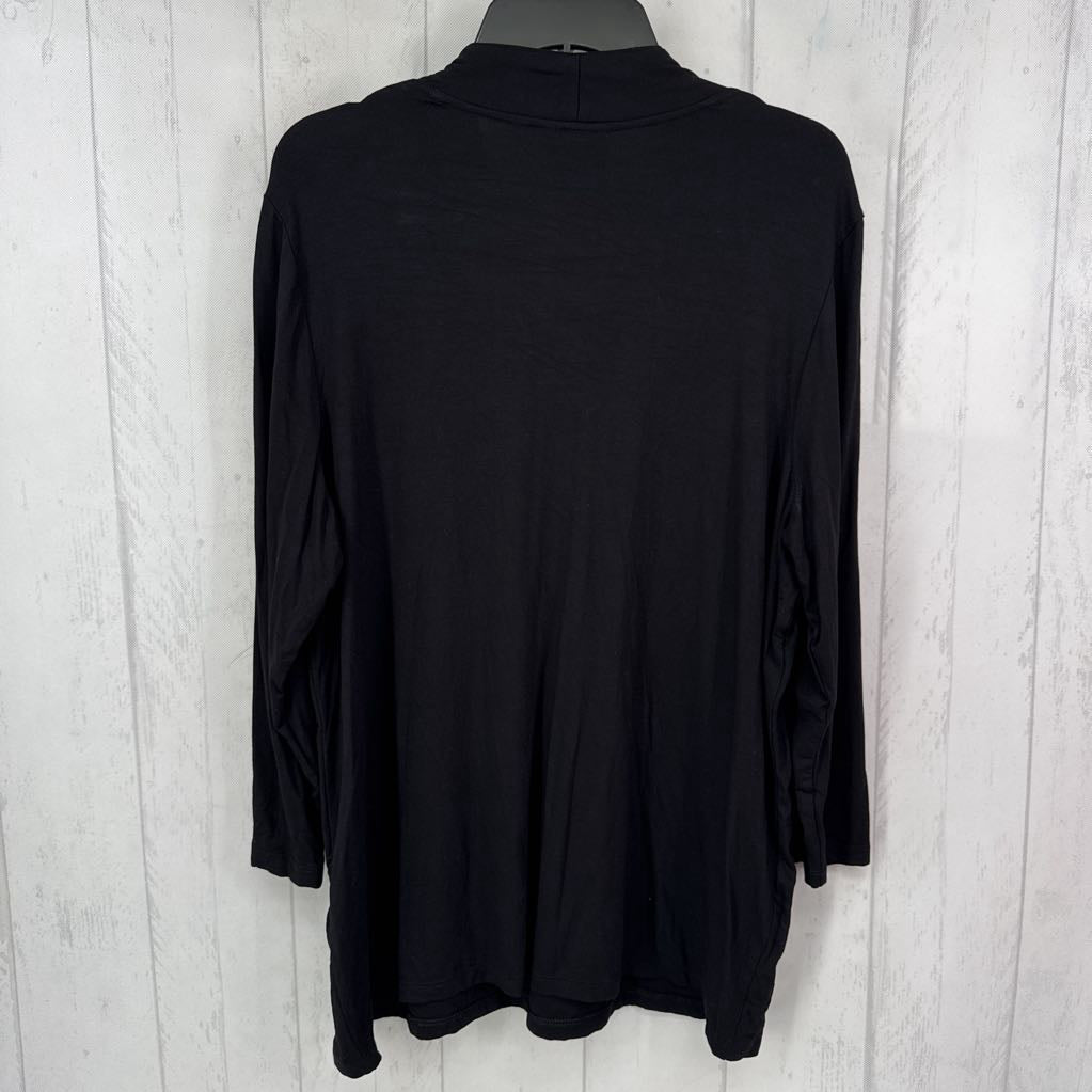 XL v-neck 3/4 slv top
