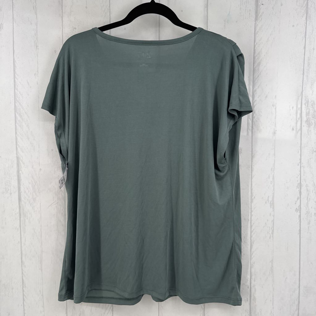 XXL v-neck s/s top