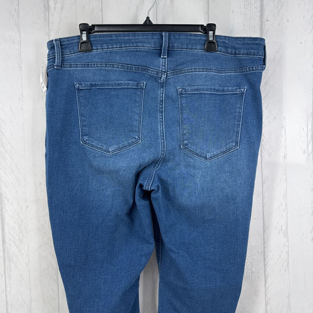 16 hi-rise straight leg jean