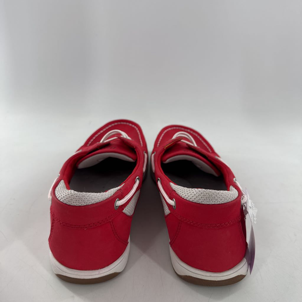 8.5 slip-on boat loafer