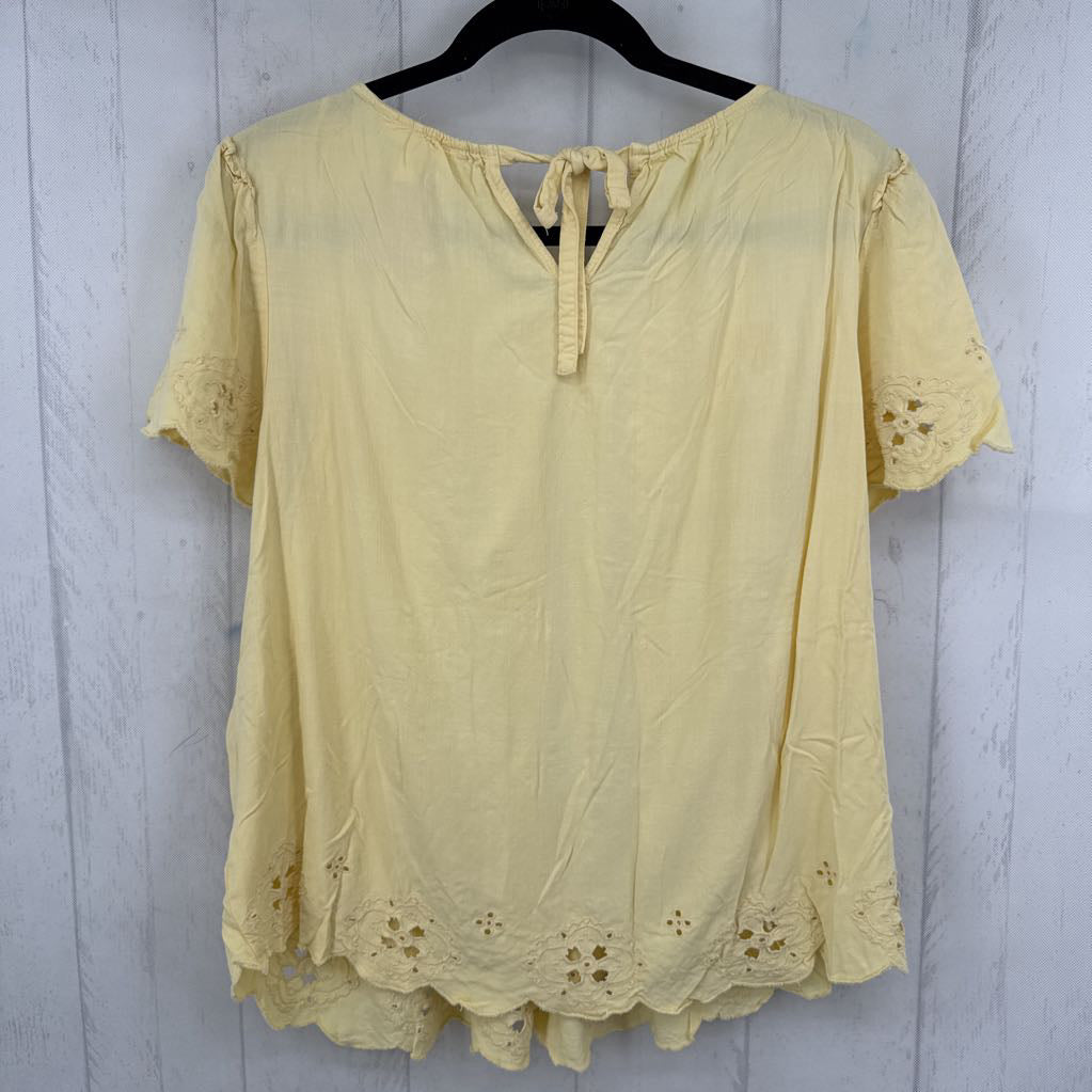XXL eyelet s/s top