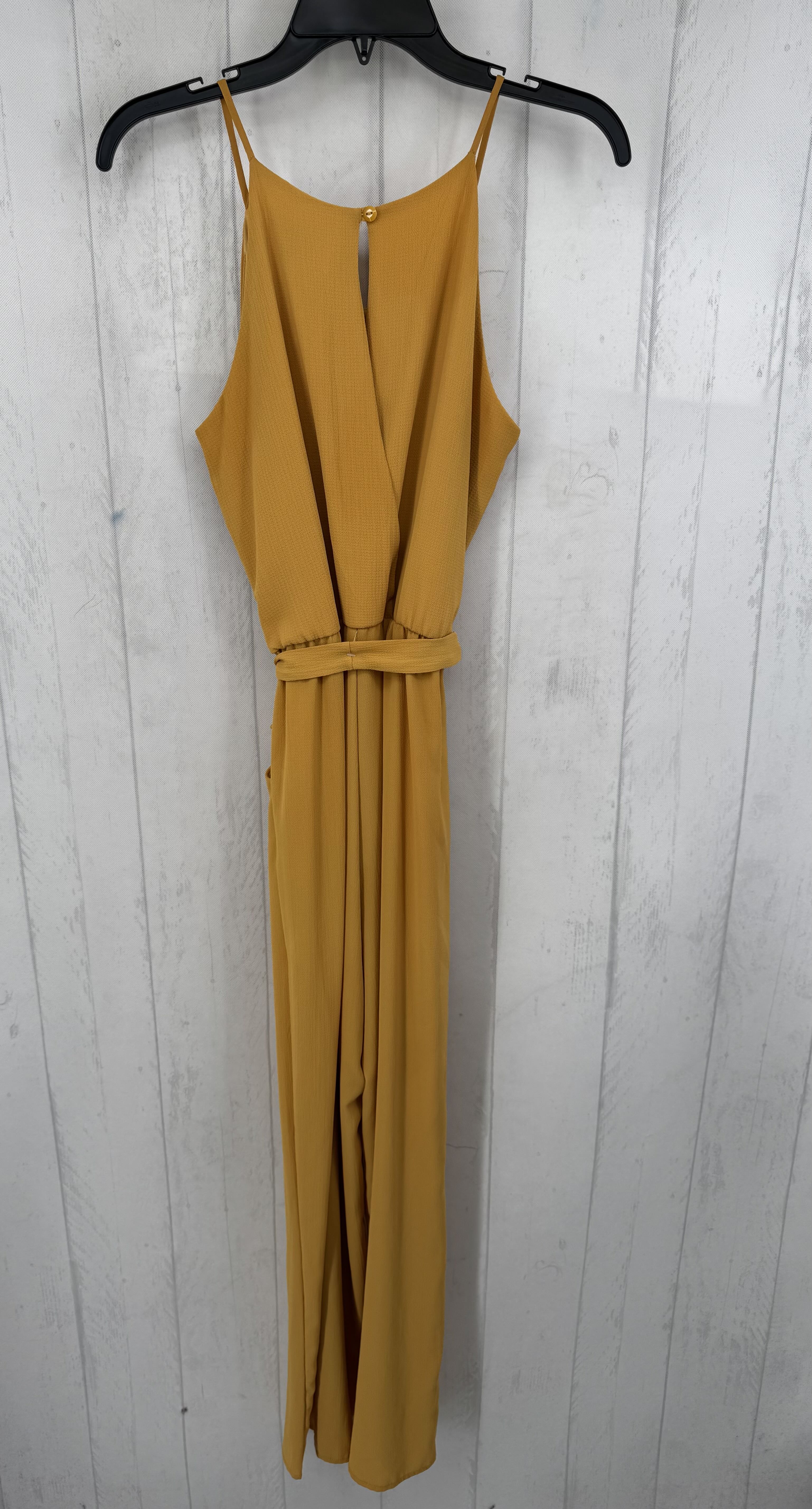 M pleated slvls belted jumpsuit