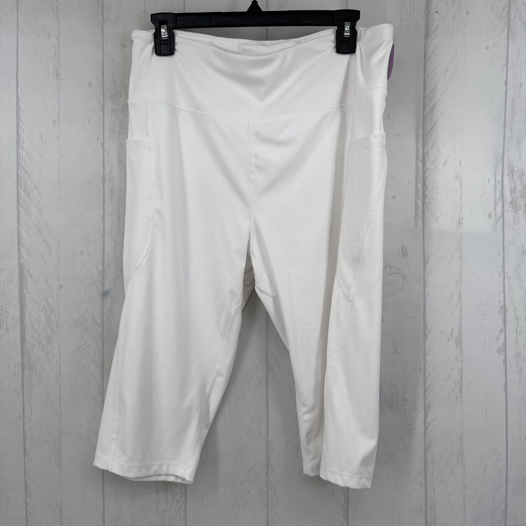 XL hi-rise crop legging