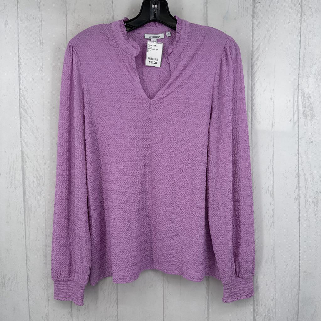 M textured split neck l/s top