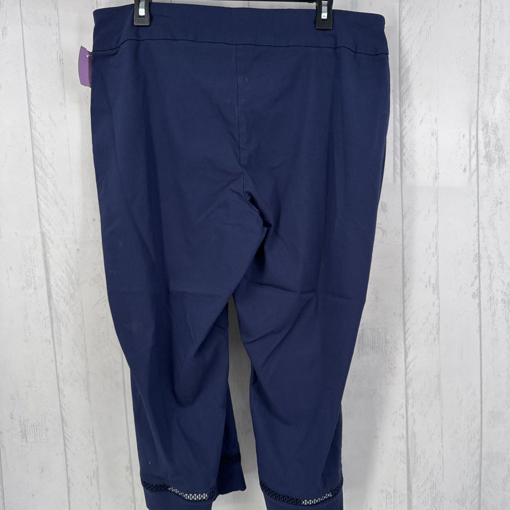 2X pull-on capris
