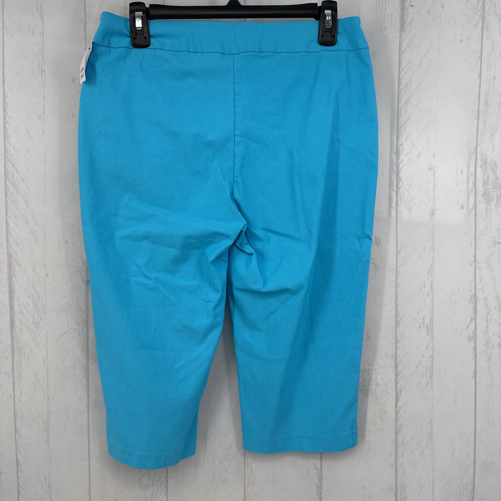 12 pull-on capris