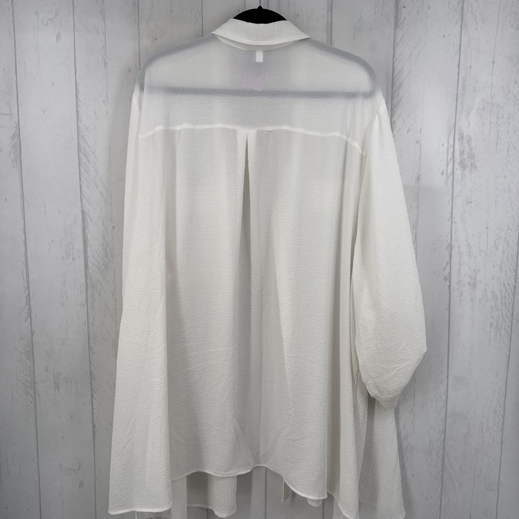 4X textured button down tab slv top
