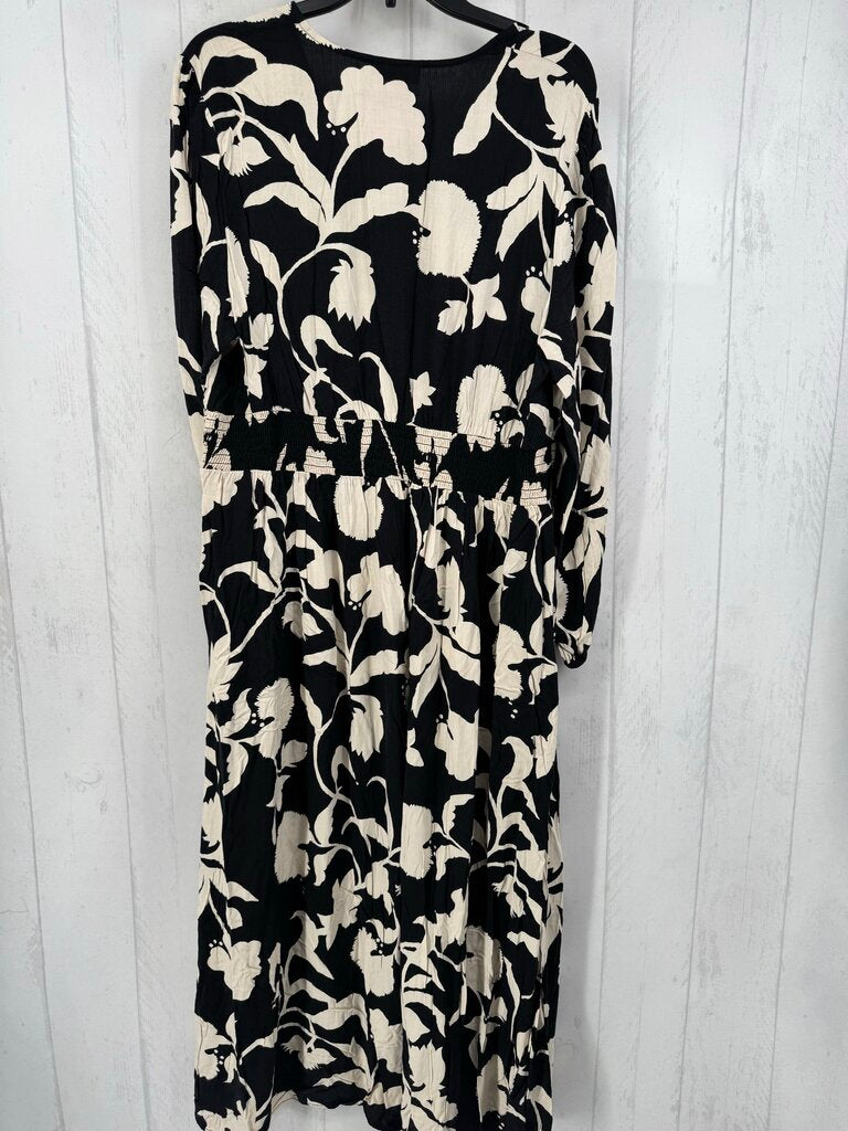 XL flo print v-neck l/s dress