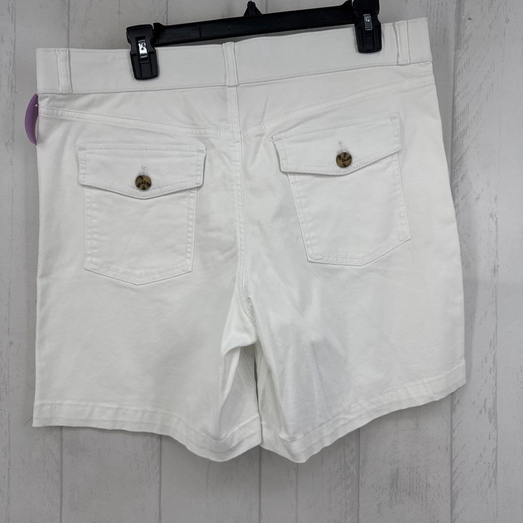 14 hi-rise pull-on shorts
